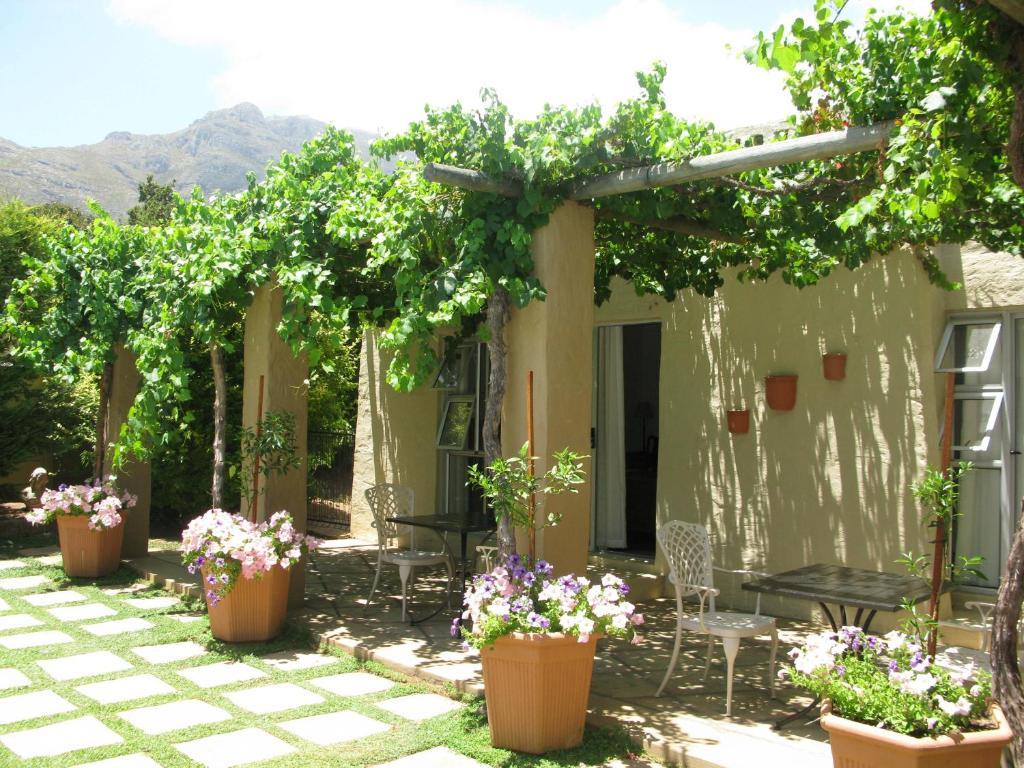 Casablanca Bed And Breakfast Stellenbosch Exterior foto
